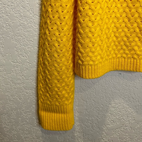 Alice and Olivia yellow sweater. - Picture 3 of 6
